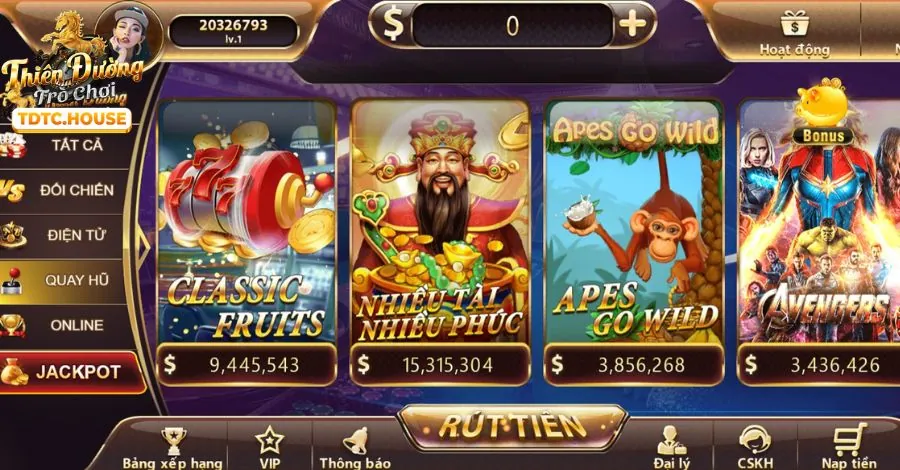 Hình ảnh nhân viên hỗ trợ full88 bet đang làm việc